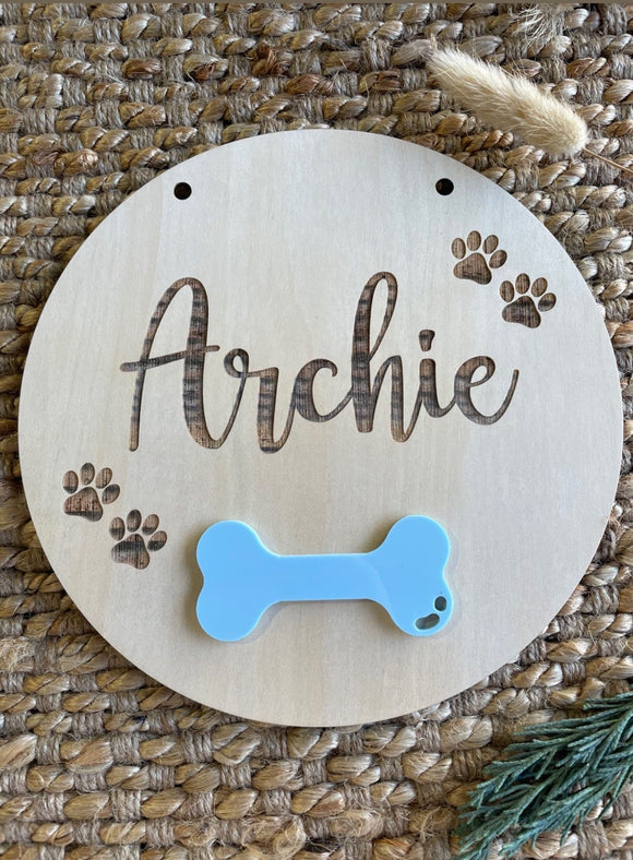 Dog name sign with bone